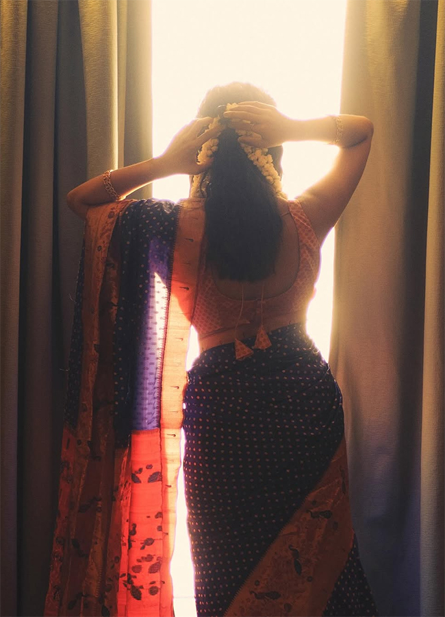 Tollywood_20Actress_20Meenakshi_20Chaudhary_20HD_20Photo_20Gallery__20_289_29.jpg 9