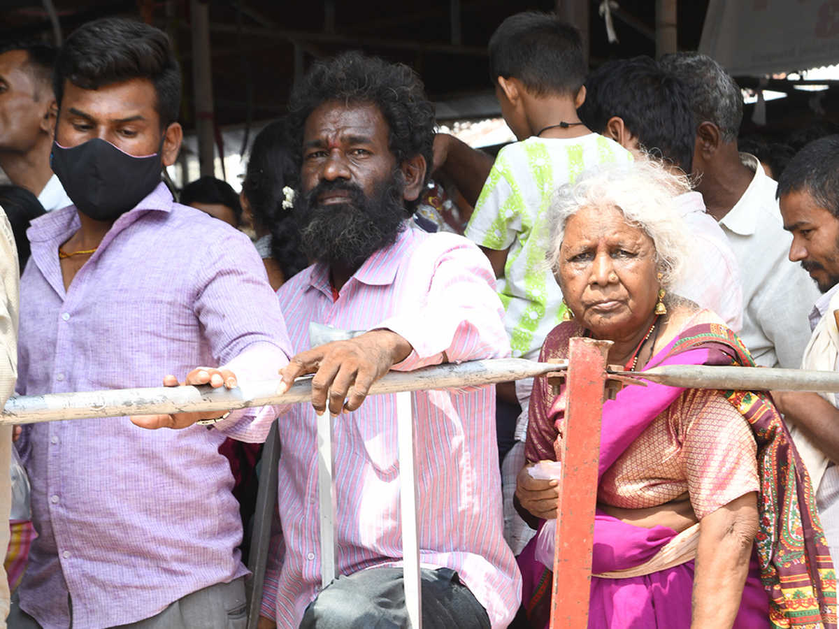 Chepa_20Mandu_20Prasadam_20In_20Nampally_20Exhibition_20Grounds_20Hyderabad__20_2822_29.jpg 22