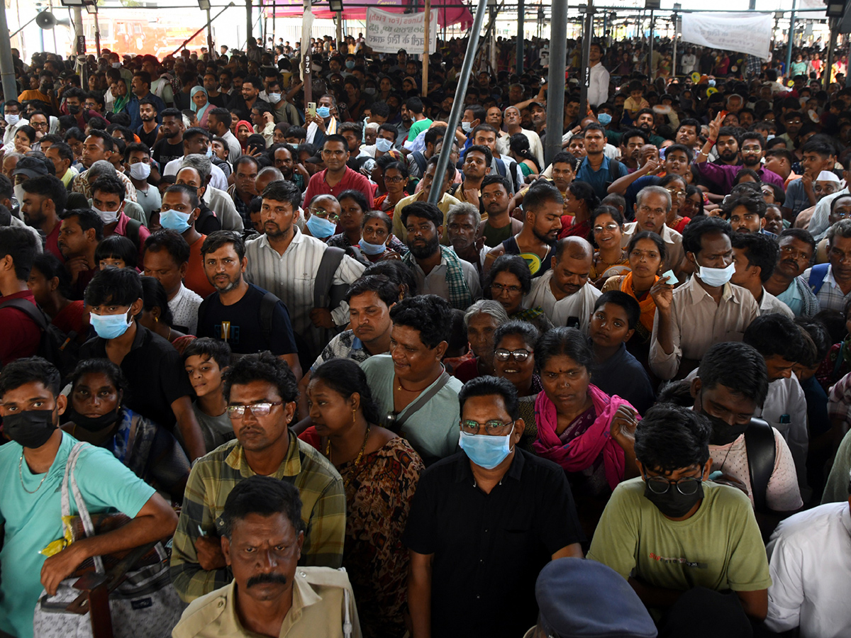 Chepa_20Mandu_20Prasadam_20In_20Nampally_20Exhibition_20Grounds_20Hyderabad__20_2826_29.jpg 26