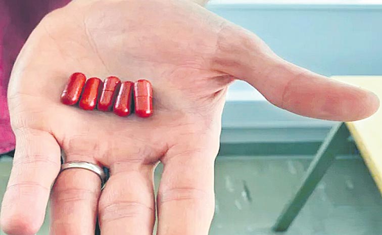 POO-PILLS.jpg