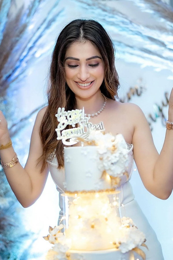 Raai_20Laxmi_20Birthday_20Celebrations_20Photos_20_289_29.jpg 10