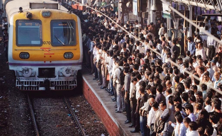 mumbai_20local_20train_20accident.jpg
