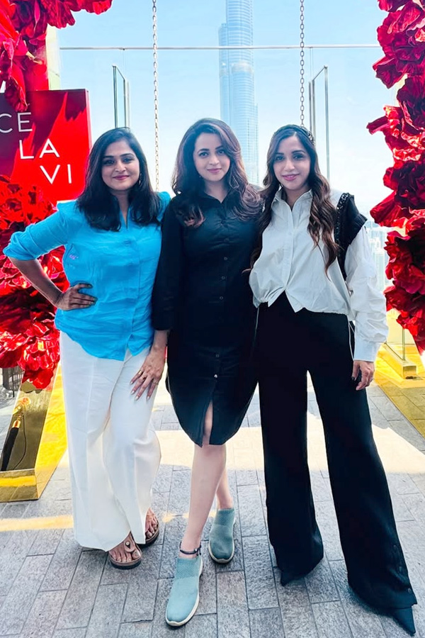 Actress_20Bhavana_20Shares_20Latest_20pictures_20On_20SOcial_20Media_20_20_284_29.jpg 5