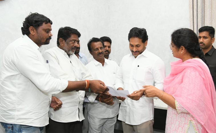 Farmers_Met_Jagan.jpg
