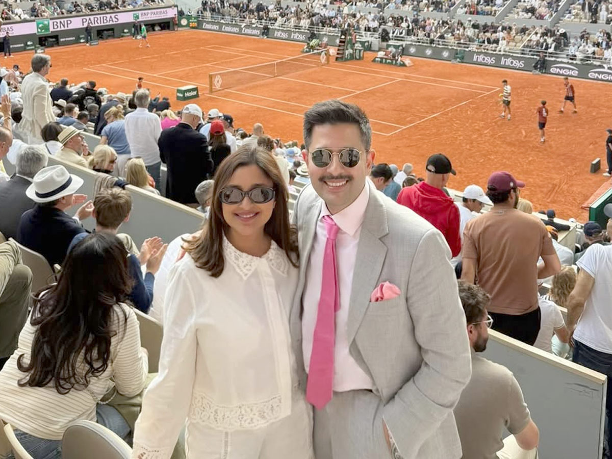 Parineeti_20Chopra_20and_20Raghav_20Chadha_20attend_20the_20French_20Open_20Final_20in_20Paris_20Photos_20_283_29.jpg 4