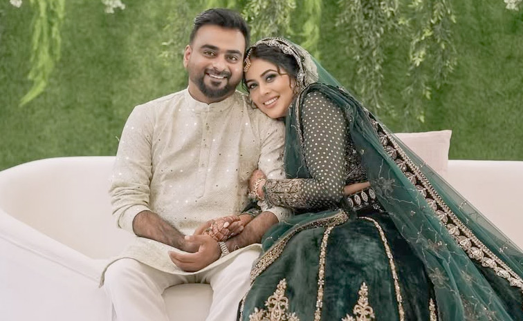 Actress_20poorna_20emotional_20post_20on_20wedding_20Anniversary_20Day_20Photos_20_2811_29.jpg 2