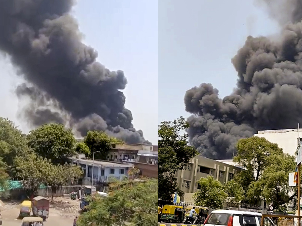 Air_20India_20Ahmedabad-London_20flight_20crashes_20near_20airport_20in_20Meghani_20area_20Photos_20_285_29.jpg 6