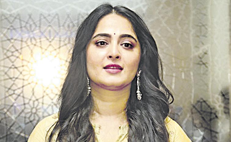 Anushka-Shetty-New-Stills.jpg