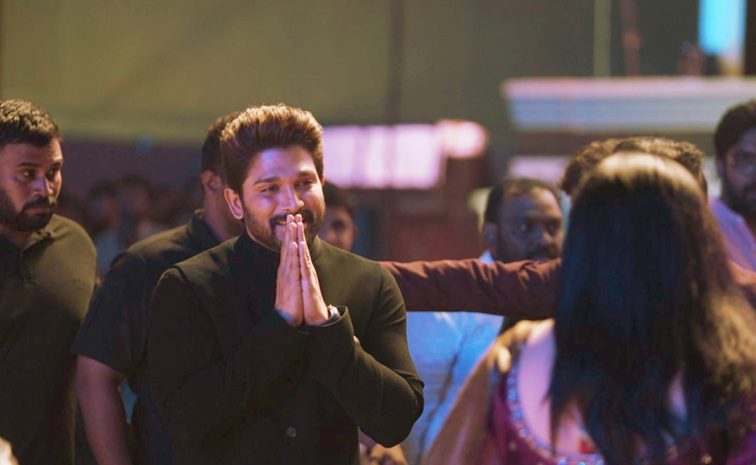 Grand_20Gaddar_20film_20Awards_20Ceremony_20At_20Hyderabad_20Photos_20_2815_29.jpg 16