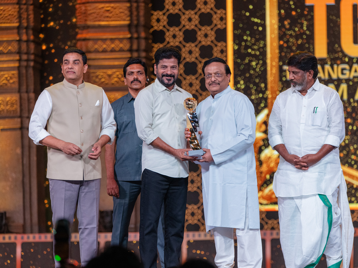 Telangana_20Gaddar_20Film_20Awards_20Photos_20_2833_29.jpg 34