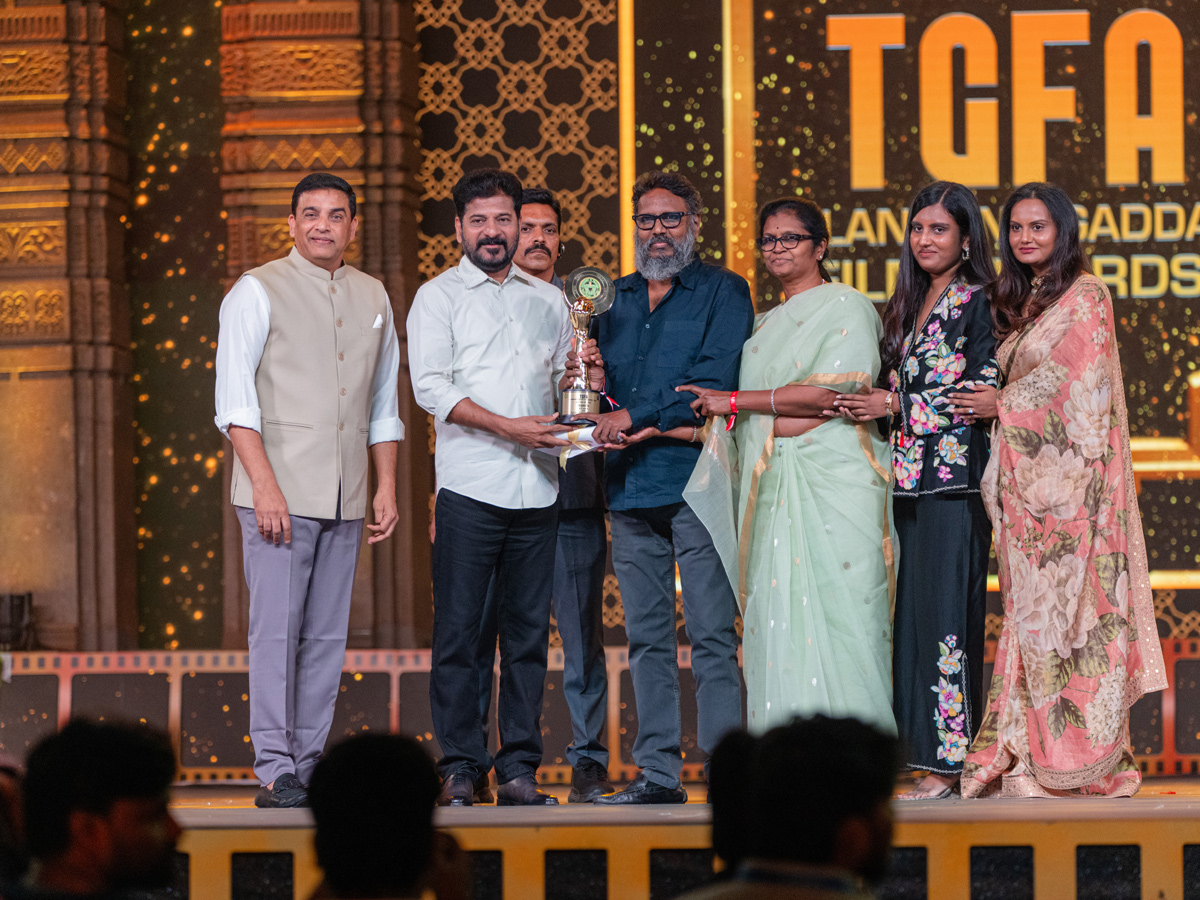 Telangana_20Gaddar_20Film_20Awards_20Photos_20_287_29.jpg 9