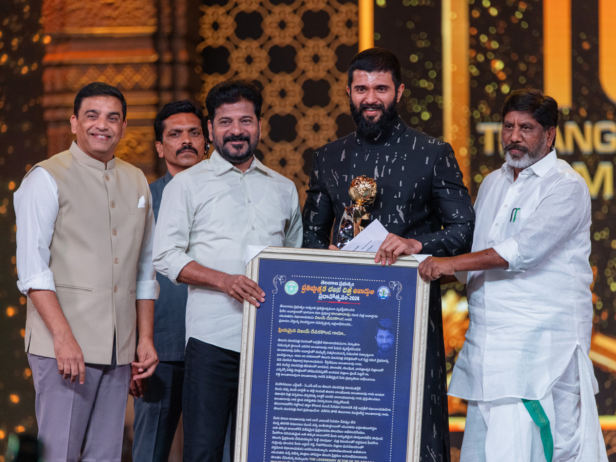 Telangana_20Gaddar_20Film_20Awards_20Photos_20_288_29.jpg 3