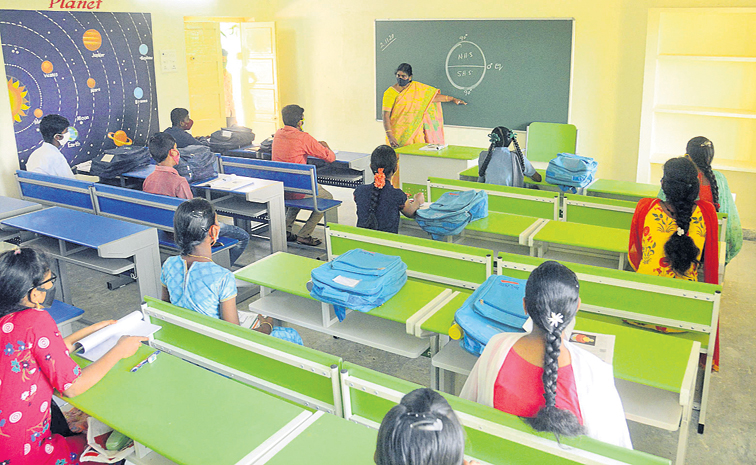 TEACHER-2.jpg