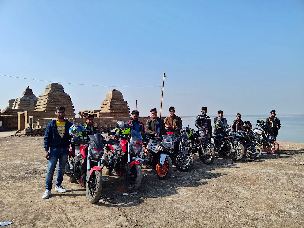 Sangameswara_20temple_20is_20a_20Hindu_20temple_20in_20the_20Nandyal_20district__20_2810_29.jpg 10