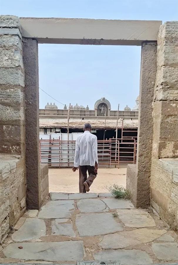 Sangameswara_20temple_20is_20a_20Hindu_20temple_20in_20the_20Nandyal_20district__20_2813_29.jpg 13