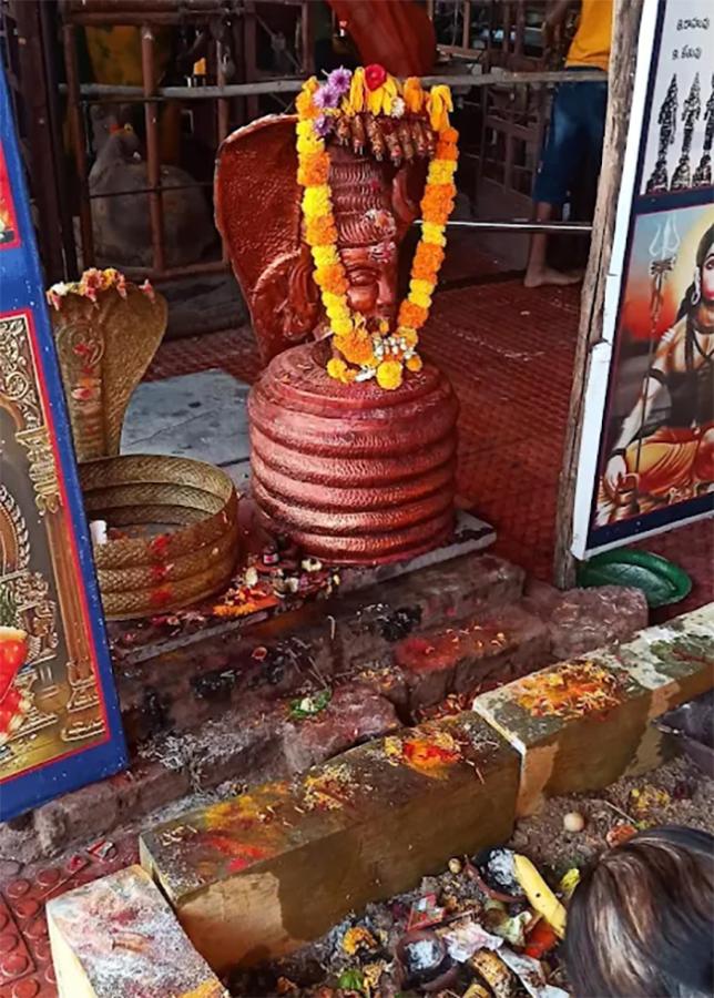 Sangameswara_20temple_20is_20a_20Hindu_20temple_20in_20the_20Nandyal_20district__20_2816_29.jpg 16