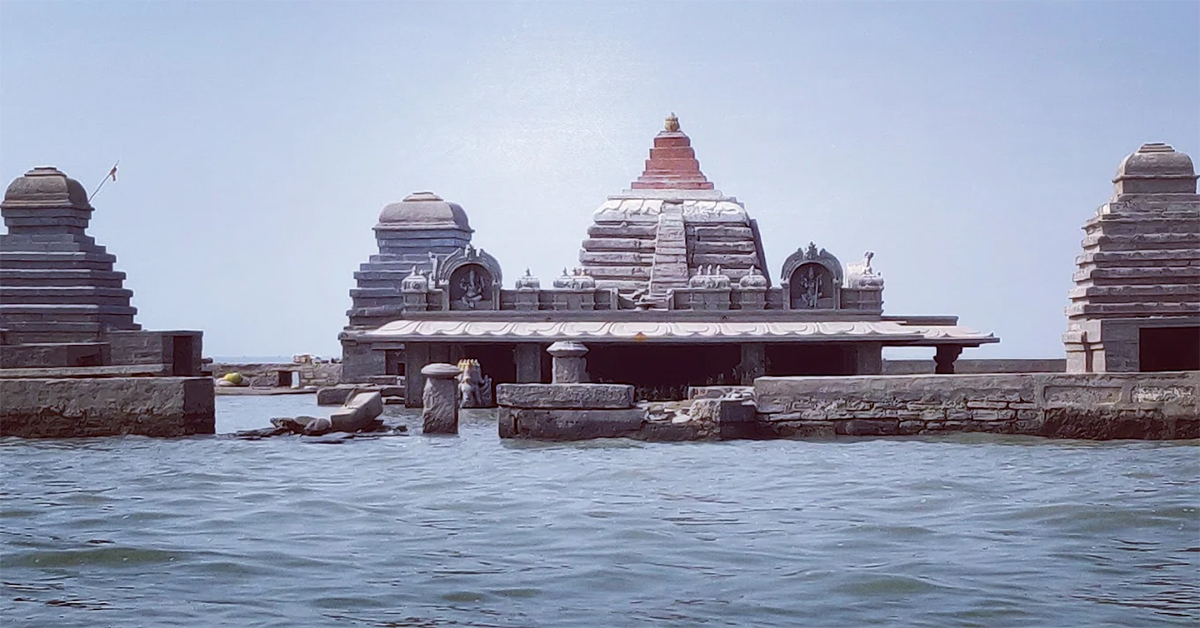 Sangameswara_20temple_20is_20a_20Hindu_20temple_20in_20the_20Nandyal_20district__20_282_29.jpg 2