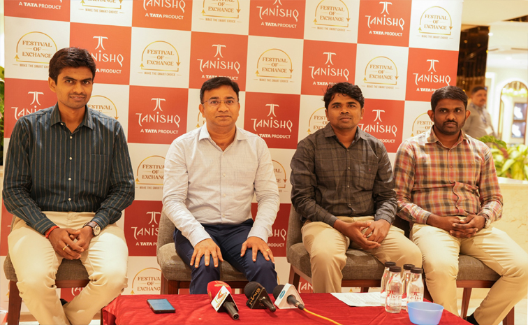 tanishq001.jpg