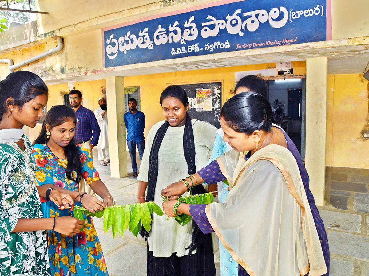 Best_20Photos_20of_20The_20Week_20in_20AP_20and_20Telangana_20Photo_20Gallery_20_2826_29.jpg 23