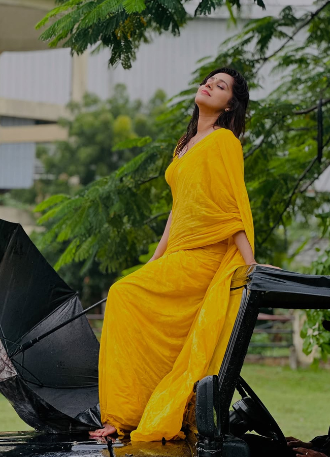 rashmi_20gautham1.jpg 2