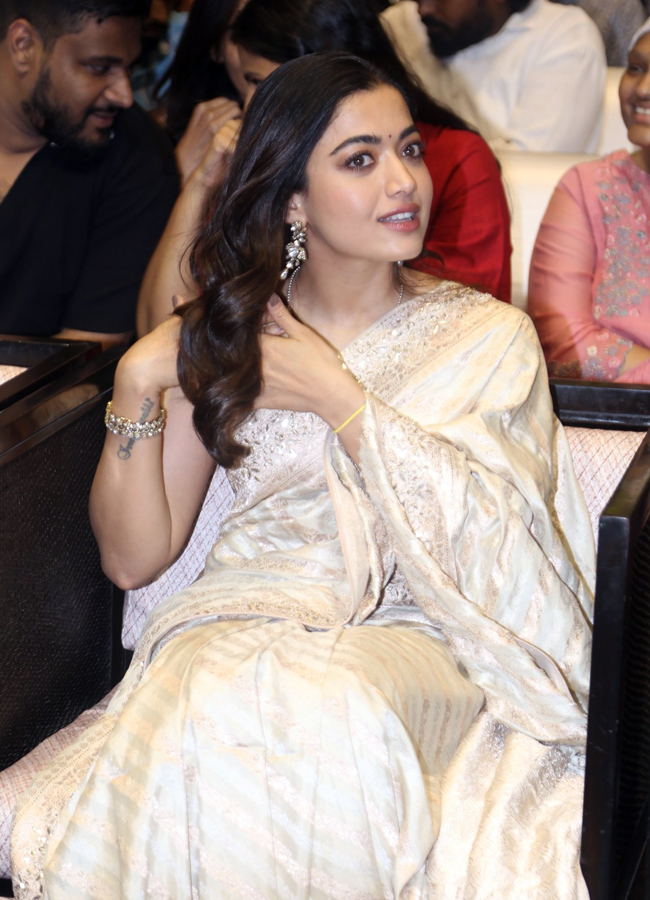 Kuberaa_20success_20meet18.jpg 18