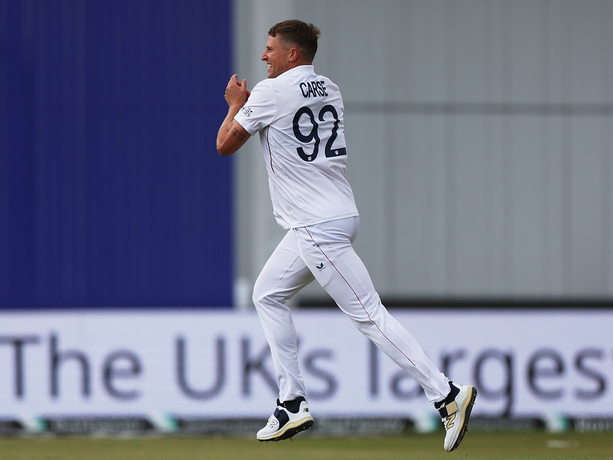 first_20cricket_20test_20match_20between_20England_20and_20India_20at_20Headingley_20in_20Leeds__20_286_29.jpg 6
