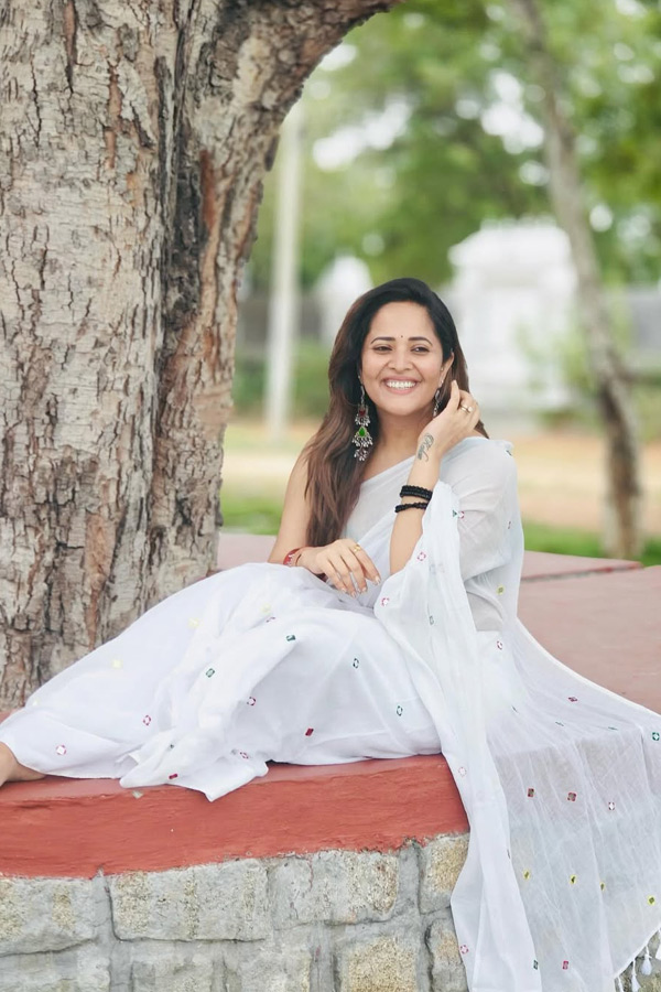 Anchor_20Anasuya_20Latest_20latest_20beautiful_20Pictures_20_281_29.jpg 2