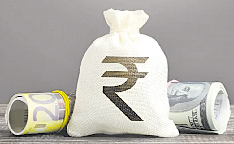RUPEE-RALLY_0.jpg