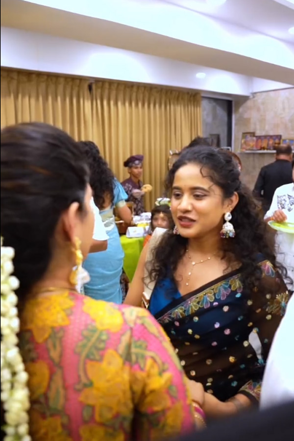 TV_20Celebrities_20Attend_20mogalirekulu_20serial_20Fame_20Anjali_20Baby_20Shower_20Photos_20_2823_29.jpg 15