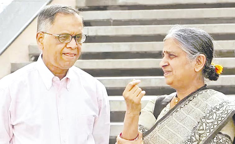 sudha-murthy-with-husband.jpg