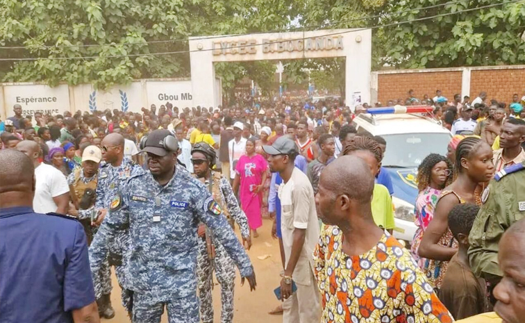 Bangui-_20school-_20stampade2.jpg