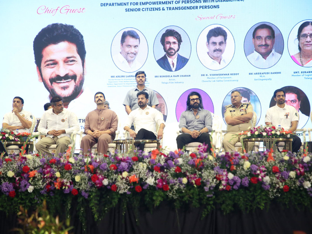 CM_20Revanth_20Reddy_2CRam_20Charan_2CVijay_20Deverakonda_20participate_20Anti-Drugs_20Day_20Event_20in_20Hyderabad_20Photos_1_20_287_29.jpg 21