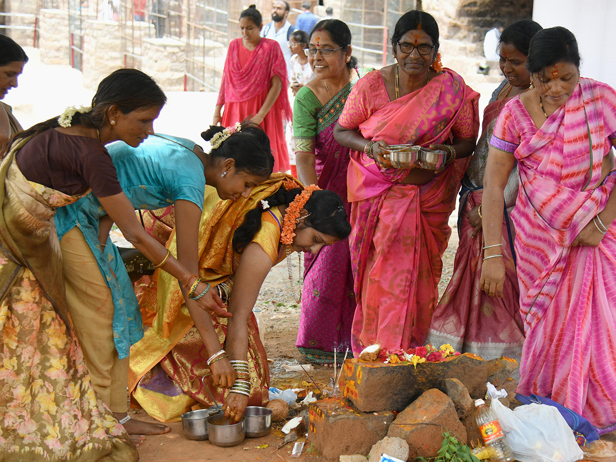 Golkonda_20Bonalu_202025_20Photos_2.jpg 2