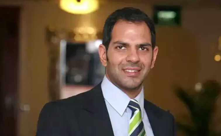 Businessman-Sunjay-Kapur.jpg 13
