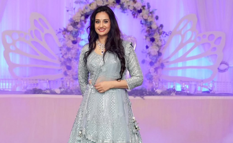 Grand_20Actress_20Laya_20Daughter_20Birthday_20Celebrations_20Photos_20_281_29.jpg 14