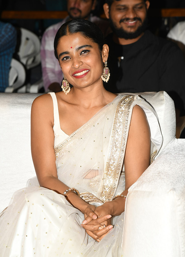 Hero_20Siddharth_203BHK_20Trailer_20Launch_20Event_20Photo_20Gallery_18.jpg 18