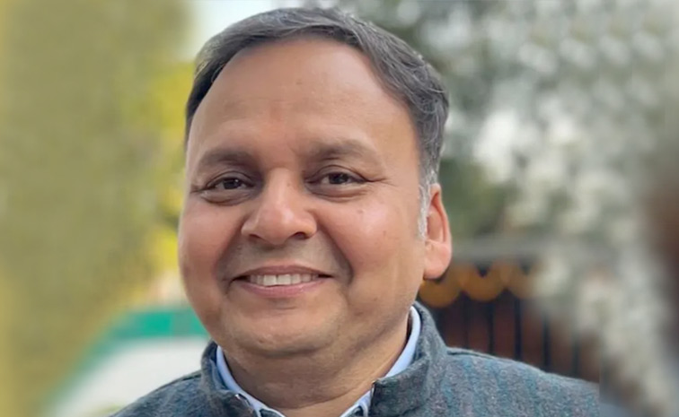 parag.jpg