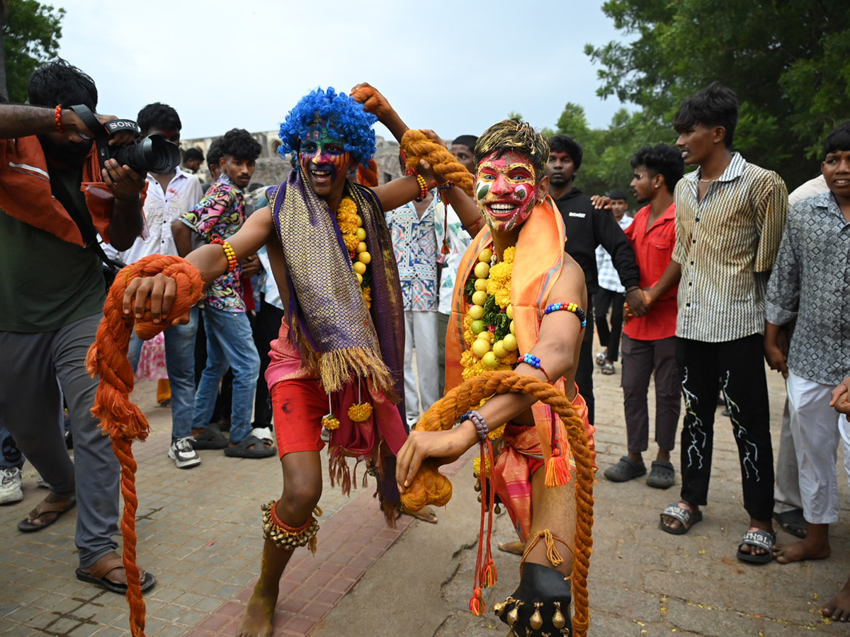 Golconda_20Bonalu_202025_20Photos__20_2810_29.jpg 10