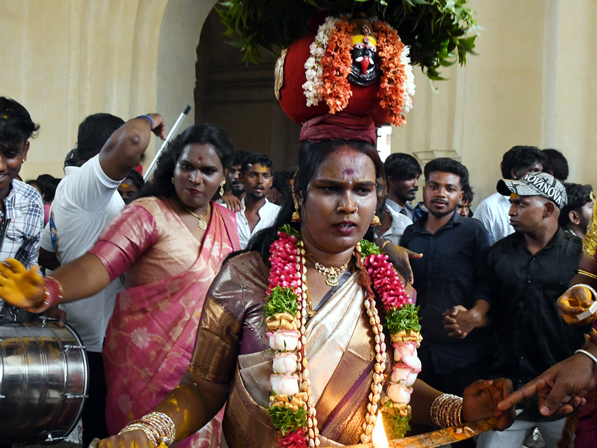 Golconda_20Bonalu_202025_20Photos__20_2814_29.jpg 14
