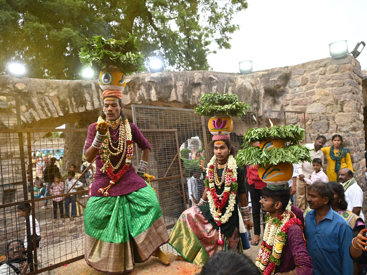 Golconda_20Bonalu_202025_20Photos__20_283_29.jpg 3