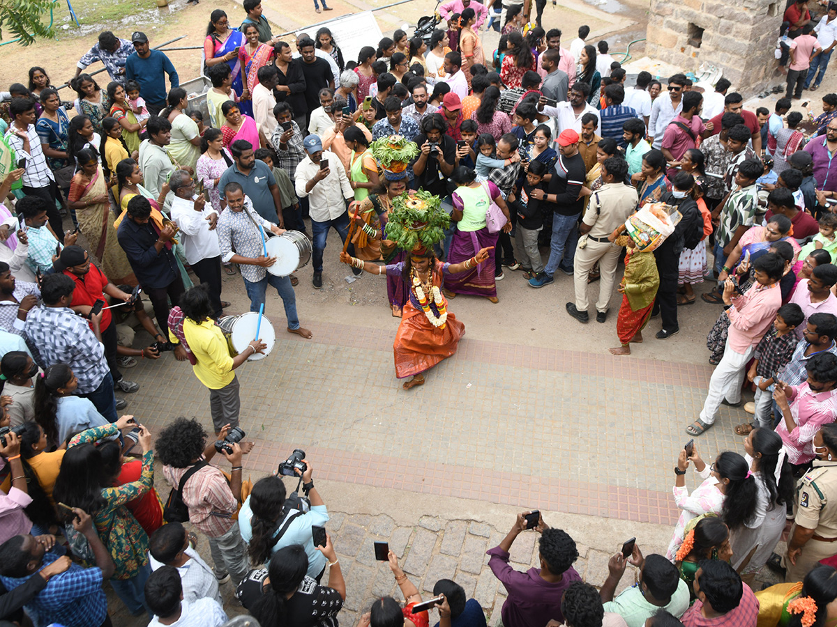 Golconda_20Bonalu_202025_20Photos__20_284_29.jpg 4