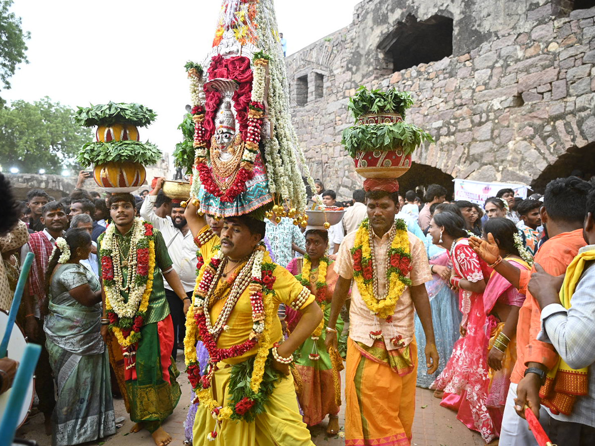 Golconda_20Bonalu_202025_20Photos__20_289_29.jpg 9