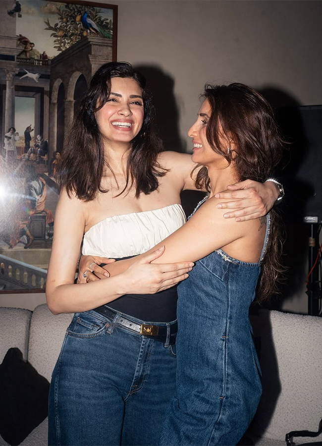 Inside_20Pragya_20Kapoor_20birthday_20bash_20Tamannaah_20Bhatia_20viral_20photos_5.jpg 5