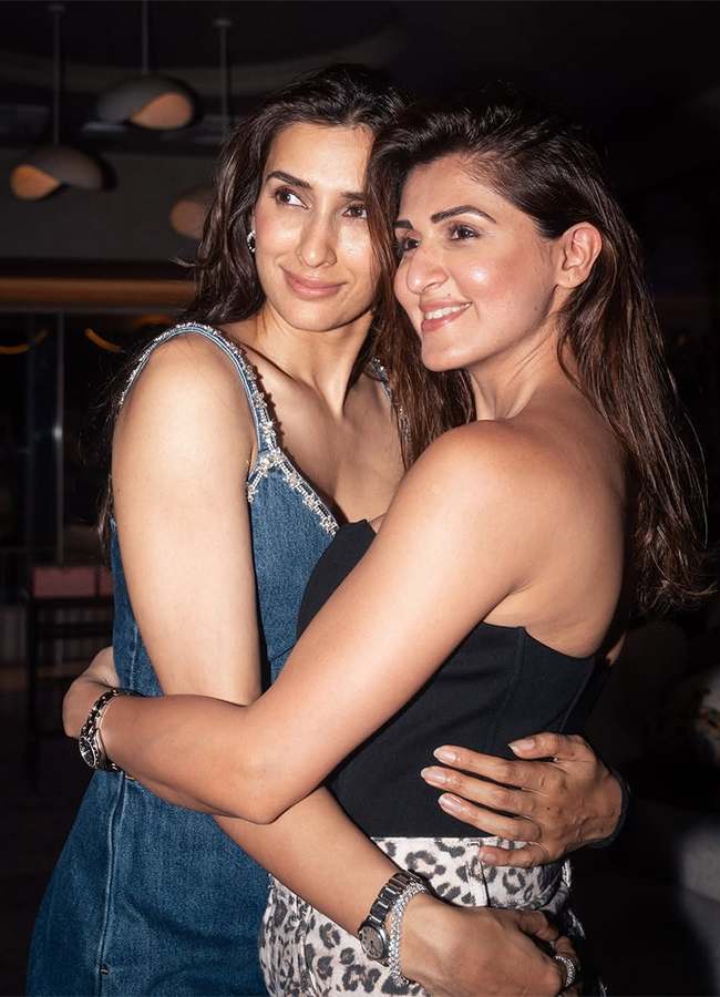 Inside_20Pragya_20Kapoor_20birthday_20bash_20Tamannaah_20Bhatia_20viral_20photos_6.jpg 6