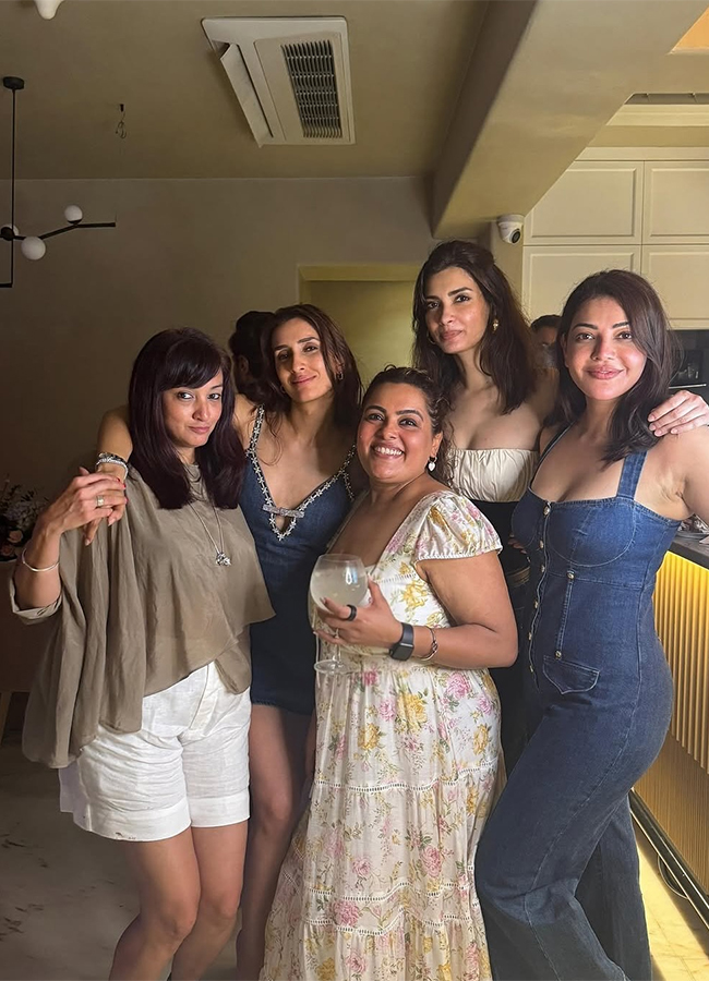 Inside_20Pragya_20Kapoor_20birthday_20bash_20Tamannaah_20Bhatia_20viral_20photos_8.jpg 8
