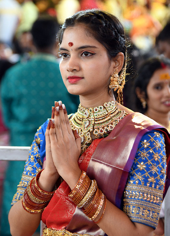 Bonalu_20Festival_202025_20_20Balkampet_20Yellamma_20Kalyanam_202025_20Photos__20_2824_29.jpg 24