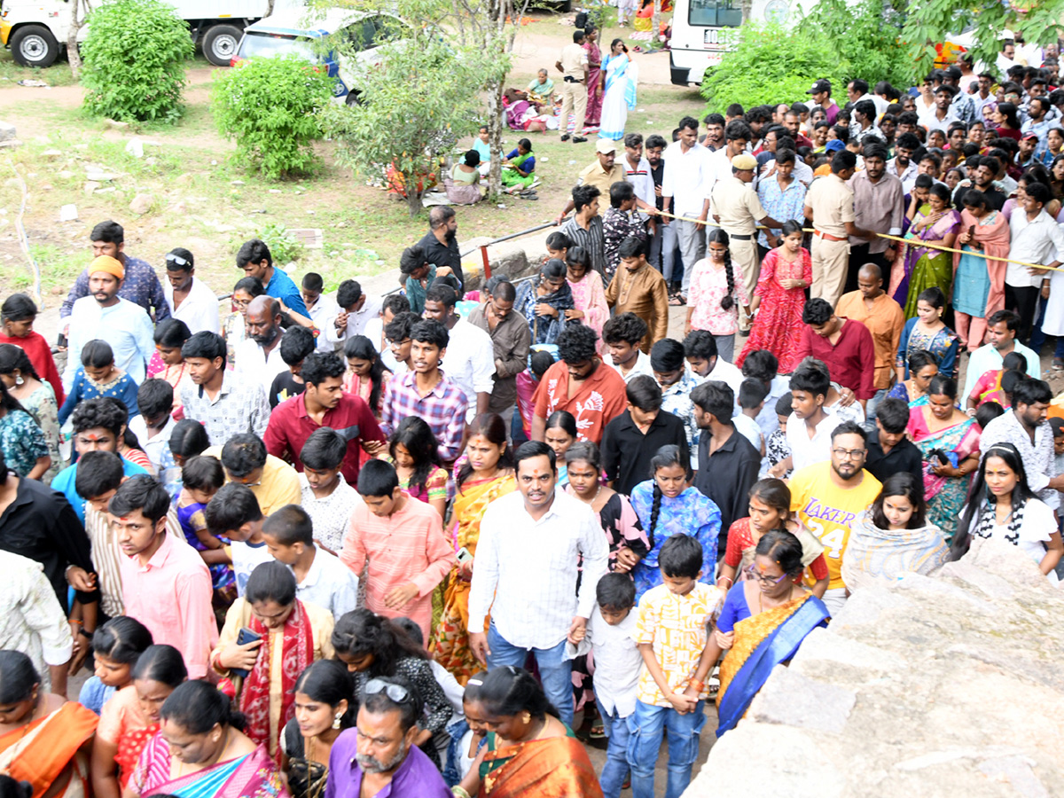 Devotional_20_20Bonalu_202025_20Celebrations_20In_20Golconda_20Telangana__20_2818_29.jpg 18