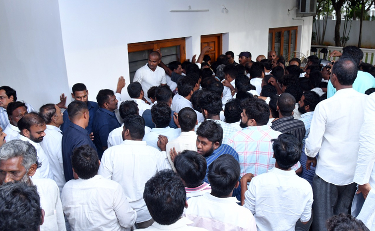 Jgan_20sir_20at_20pulivendula_2013.jpg 6
