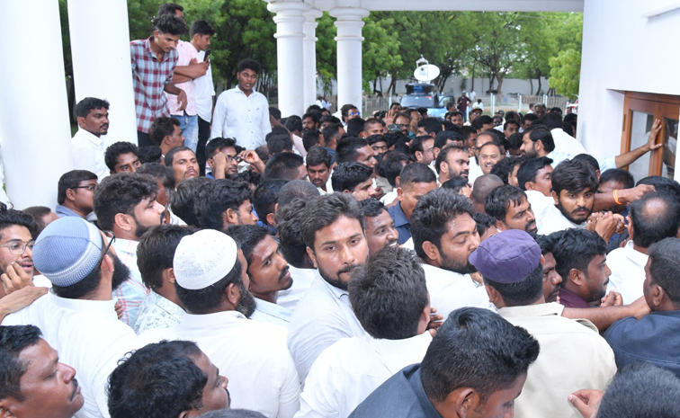 Jgan_20sir_20at_20pulivendula_2014.jpg 7
