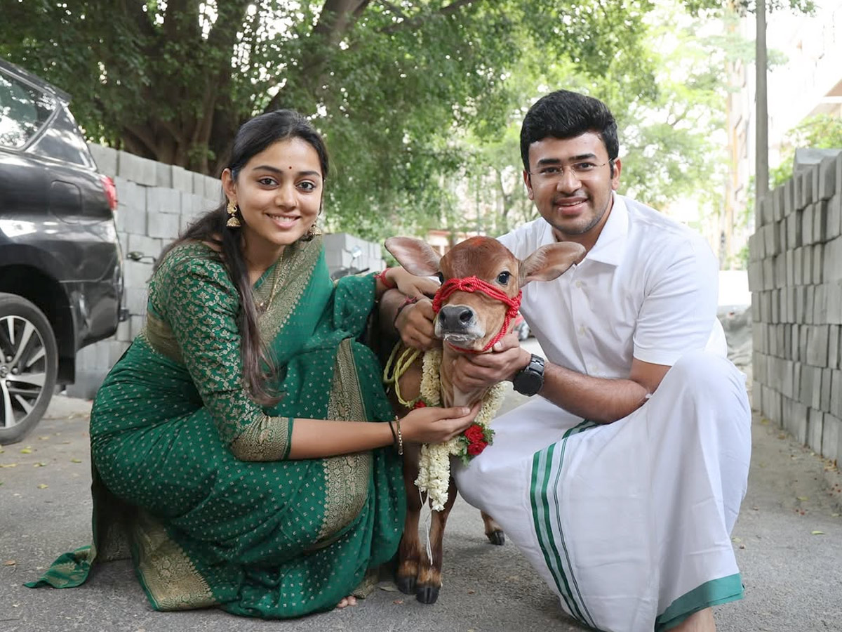 Tejasvi_20Surya_2C_20Sivasri_20Skandaprasad_20welcome_20New_20family_20member_20Punganur_20cow_20Photos_20_2810_29.jpg 1